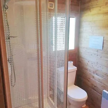 Chalet De 2 Avec Jardin Amenage A Et Boves