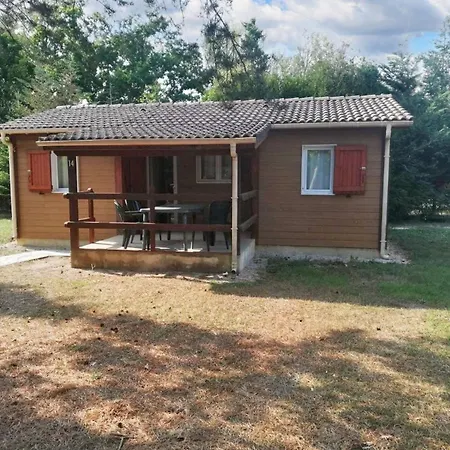 De 2 Avec Jardin Amenage A Et Boves